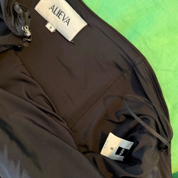 Aliava Dariya Modern Jumpsuit M - Picture 2 of 4